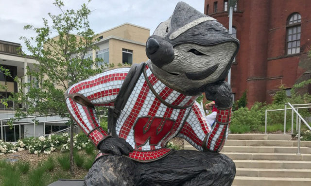 Bucky Badger Statue posing